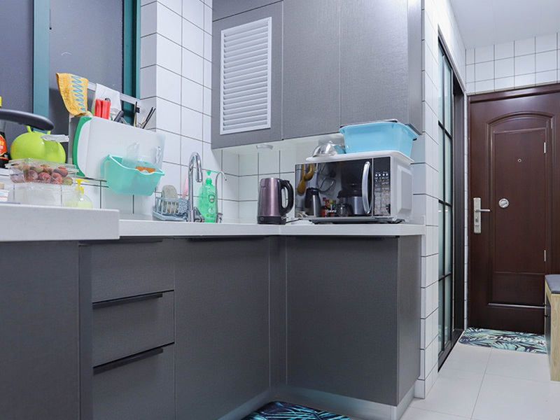 安吉爾飲水機(jī)漏水哪里找人維修？安吉爾飲水機(jī)漏水上門(mén)維修怎么收費(fèi)？